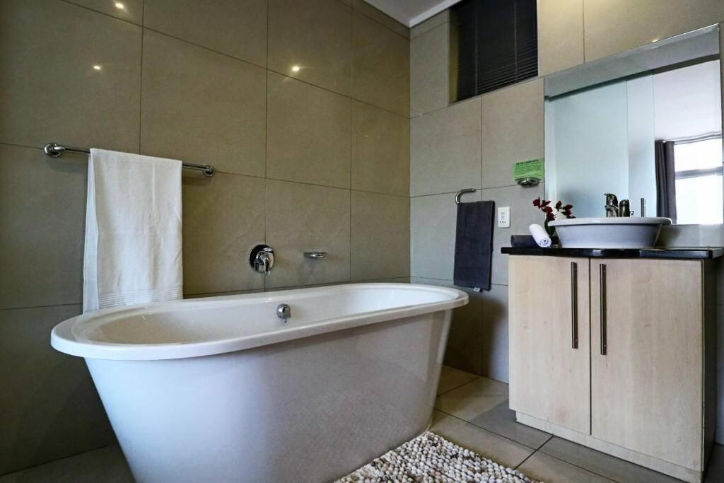 Upmarket Sandton Hydro Park Apartments Joanesburgo Exterior foto